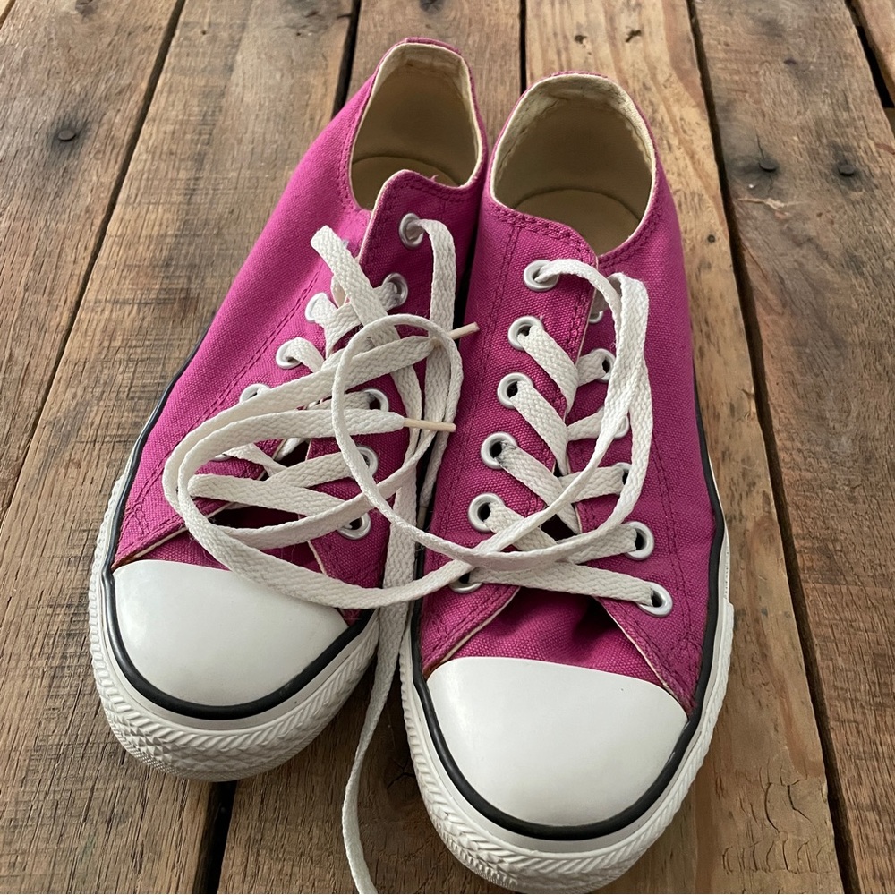 Converse•Fuchsia•EUC